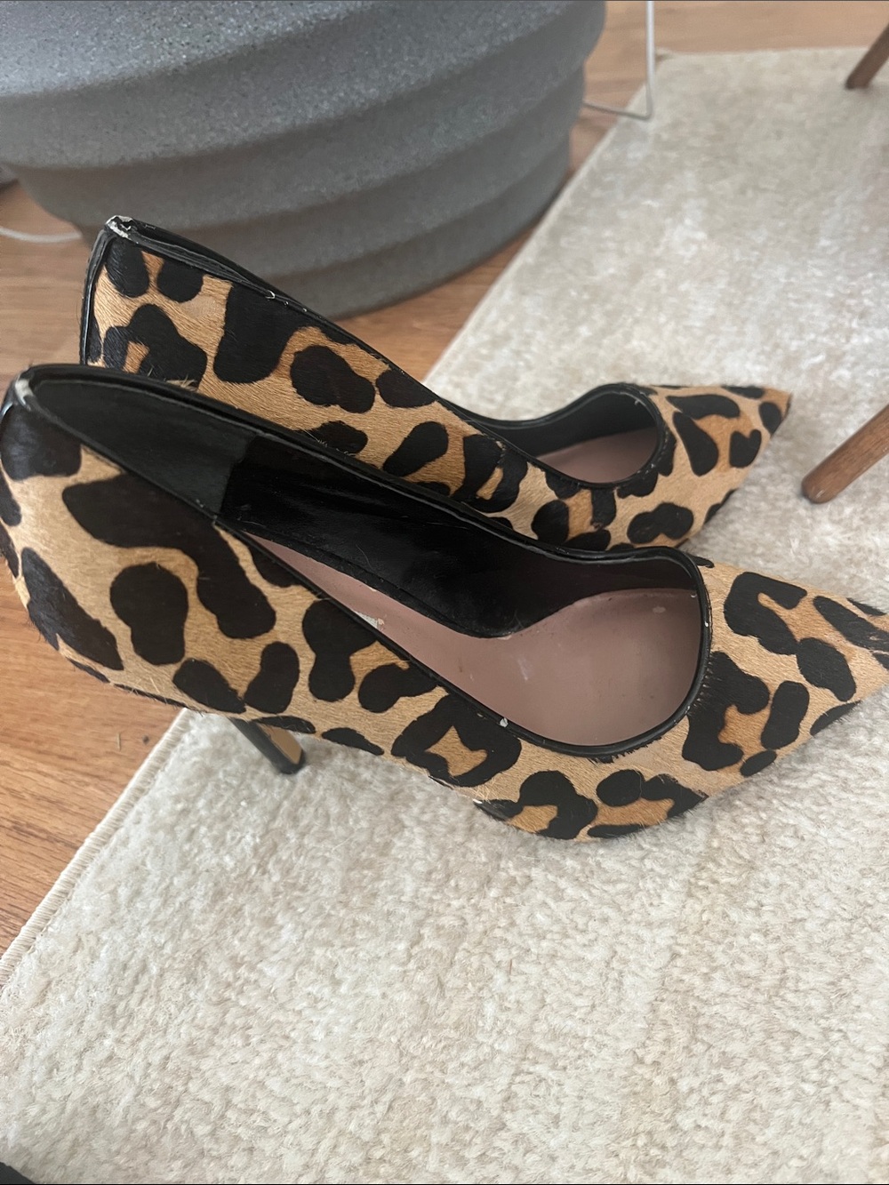 Leopard Print Pointed Toe Stiletto Heels - Tan/Black